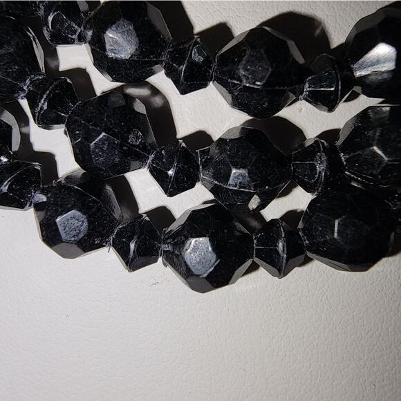 Germany Vintage Black Beaded Necklace 14"+3" - Picture 4 of 6